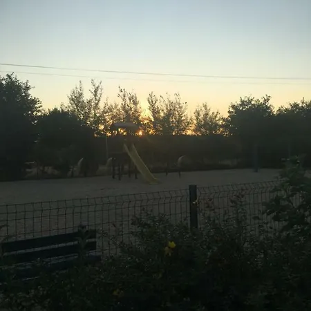 Camp Site In Vendee * Apremont (Vendee)